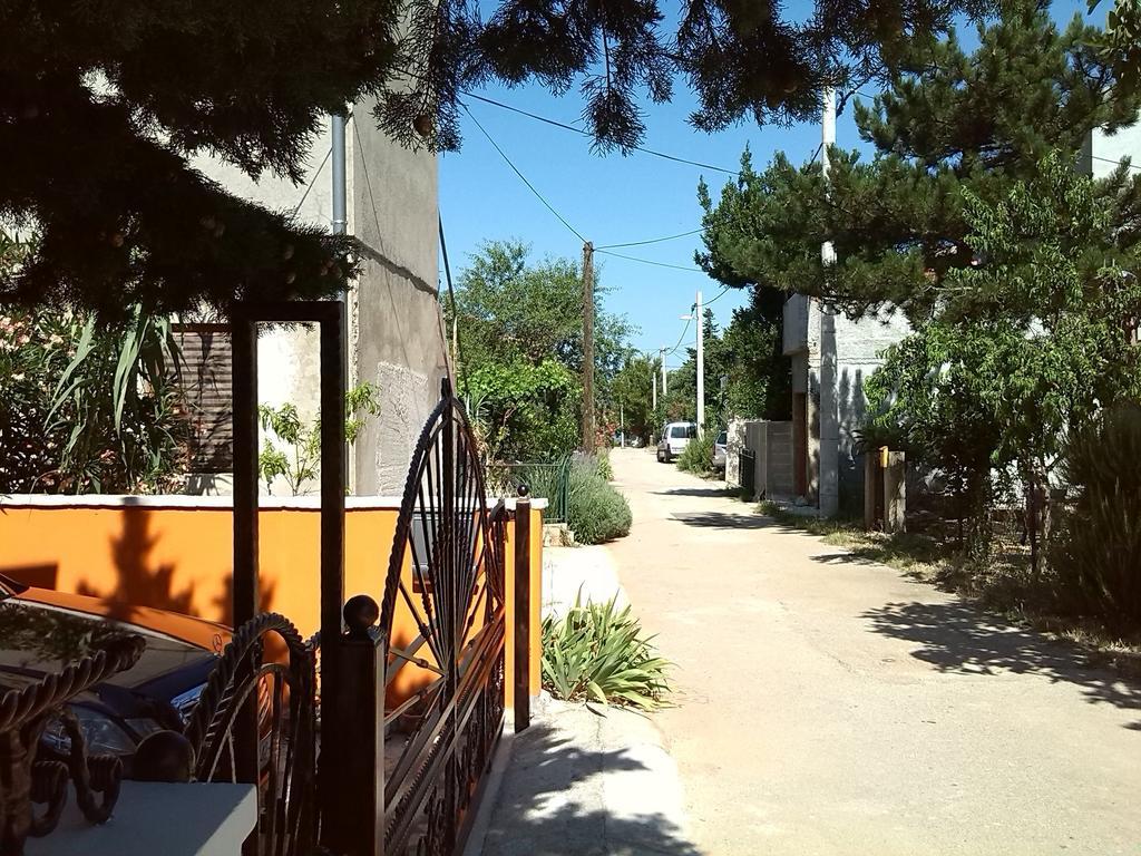Apartments Batarilo 格基卡琳 外观 照片